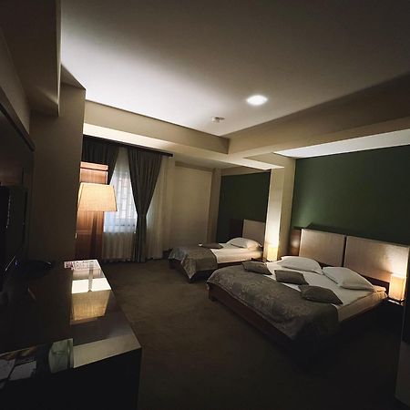 Galaţi Hotel Royale מראה חיצוני תמונה