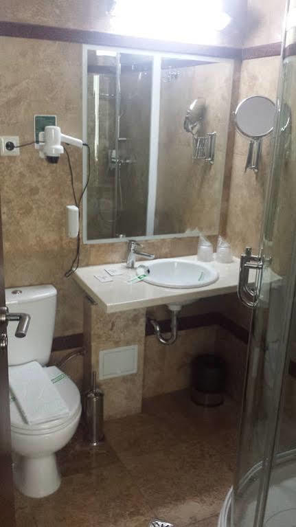 Galaţi Hotel Royale מראה חיצוני תמונה